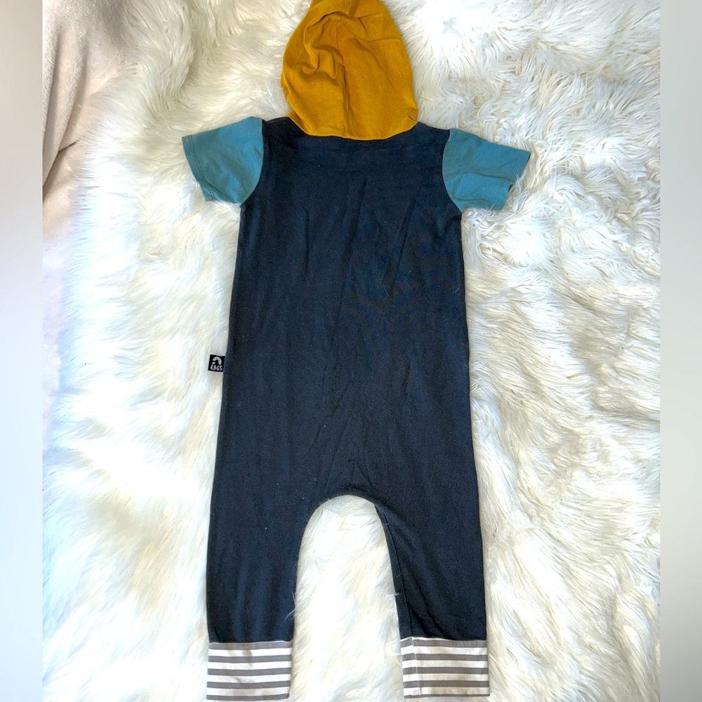 ❌SOLD ❌ RAGS romper bamboo 2T - Picture 4 of 8